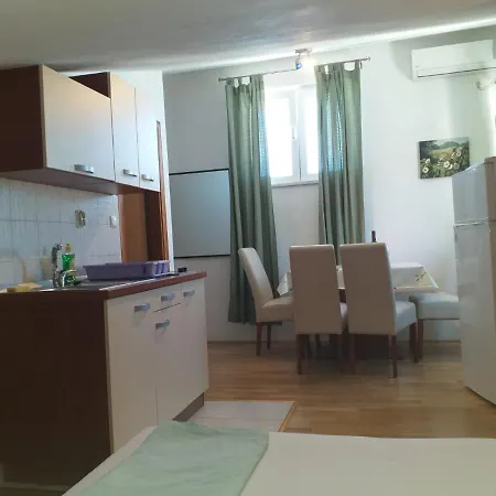 Emi Apartmán