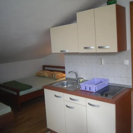 Emi Apartmán *