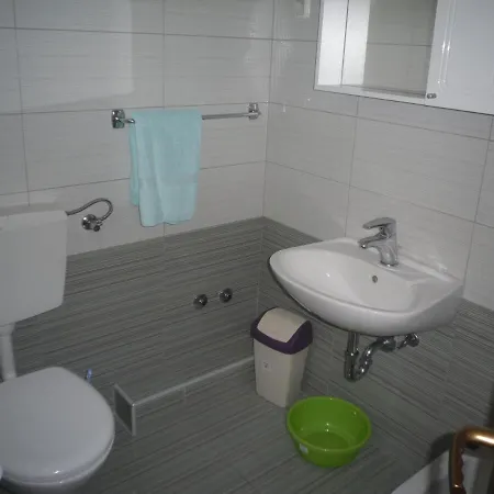 Emi Apartmán *