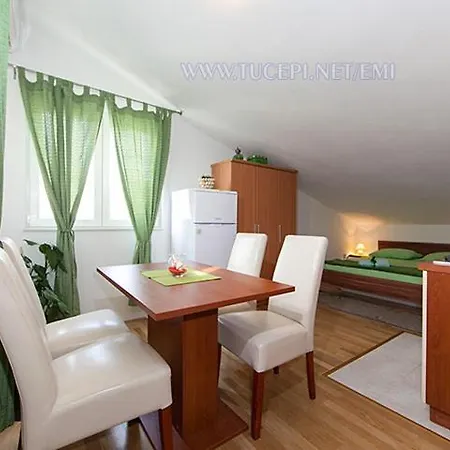 Apartmán Emi Tučepi